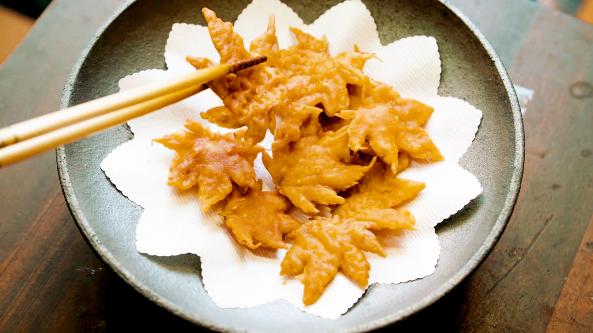 deepfriedmapleleaves.jpg