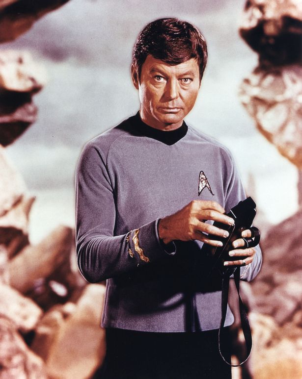 STAR-TREK-US-TV-SERIES.jpg